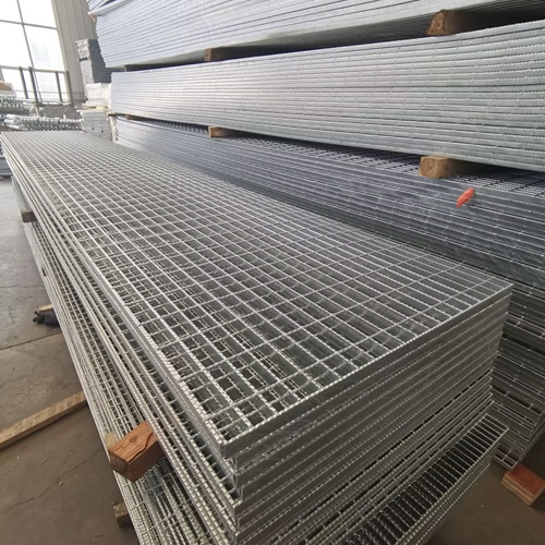 車庫鋼格柵系統(tǒng)：立體空間與承重性能的完美平衡