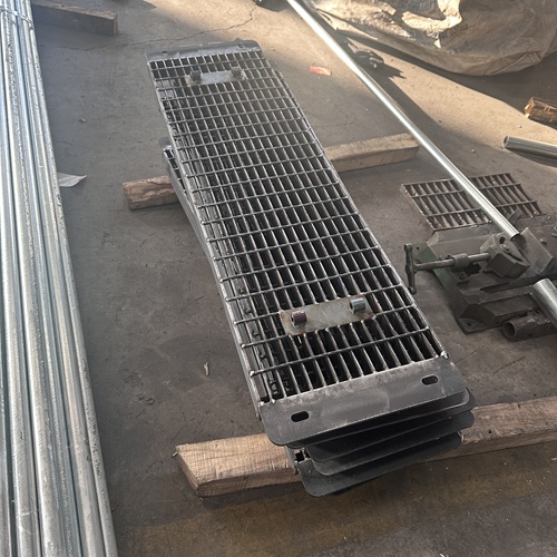 國內(nèi)鋼格板vs進口鋼格板，性價比分析