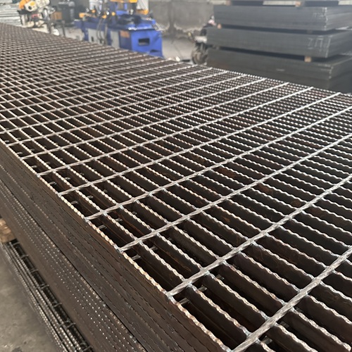 鋼格板變形后還能修復嗎？修復技巧全公開