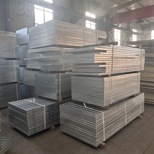 環衛工程鋼格板常見用途與選型