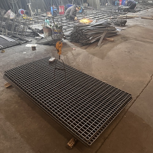 正規(guī)鋼格板廠家具備哪些資質(zhì)